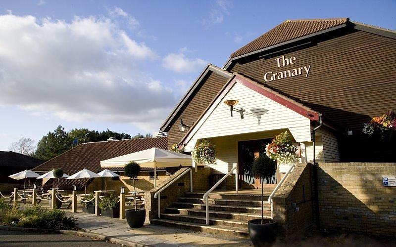 Premier Inn Peterborough - Ferry Meadows エクステリア 写真